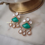 Ishaani Quartz Necklace