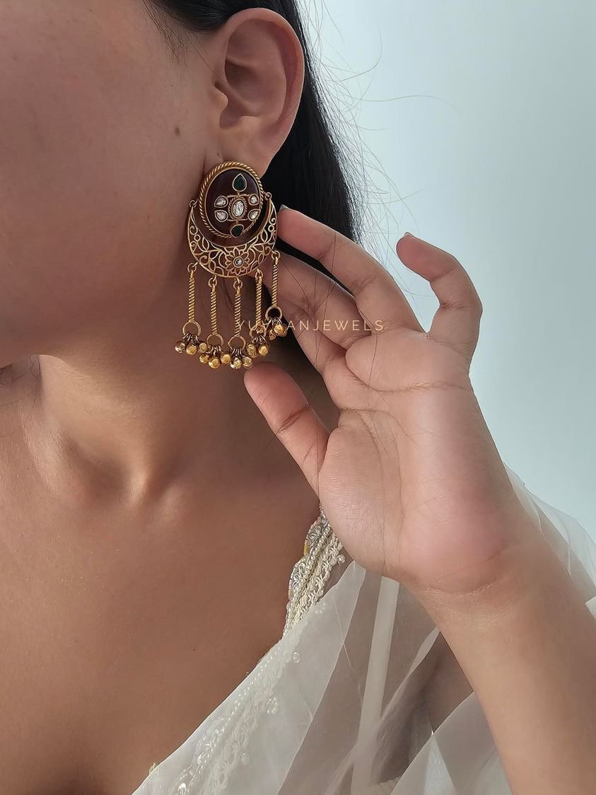 Swati raw stone chaandbali