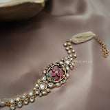 Nikita pearl Choker