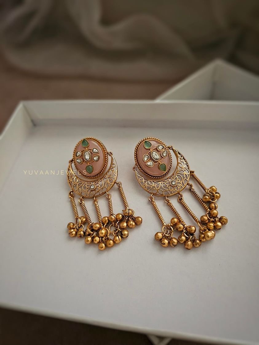 Swati raw stone chaandbali