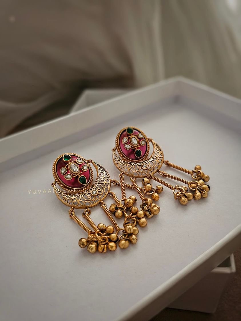 Swati raw stone chaandbali