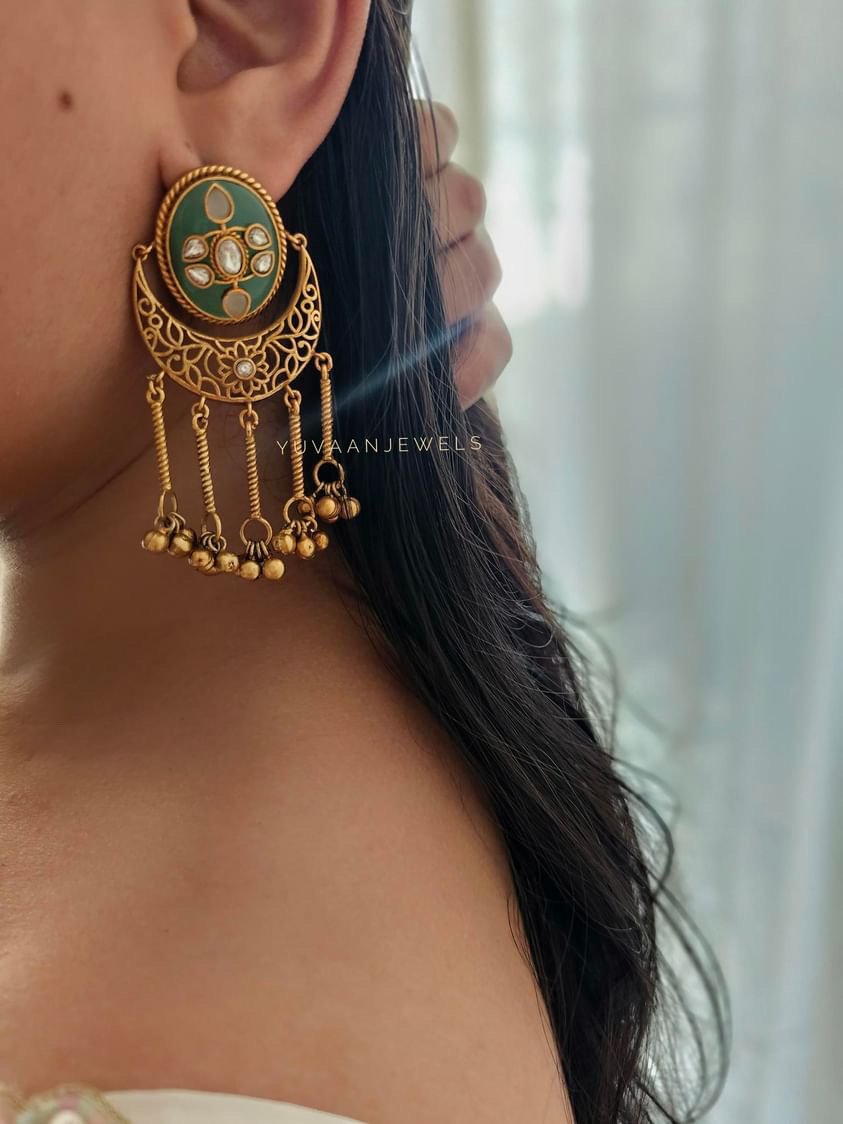 Swati raw stone chaandbali