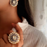 Paakhi ring