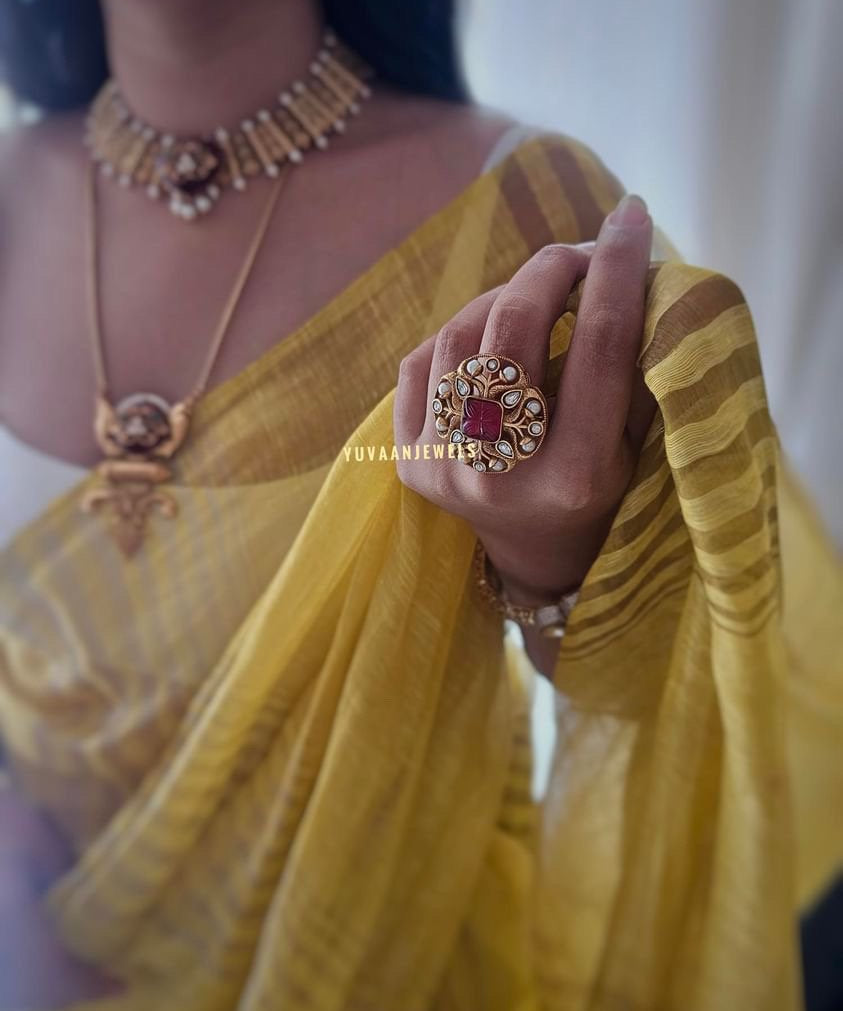Advit handcrafted ring