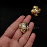 Ava Gold&pearl Earings