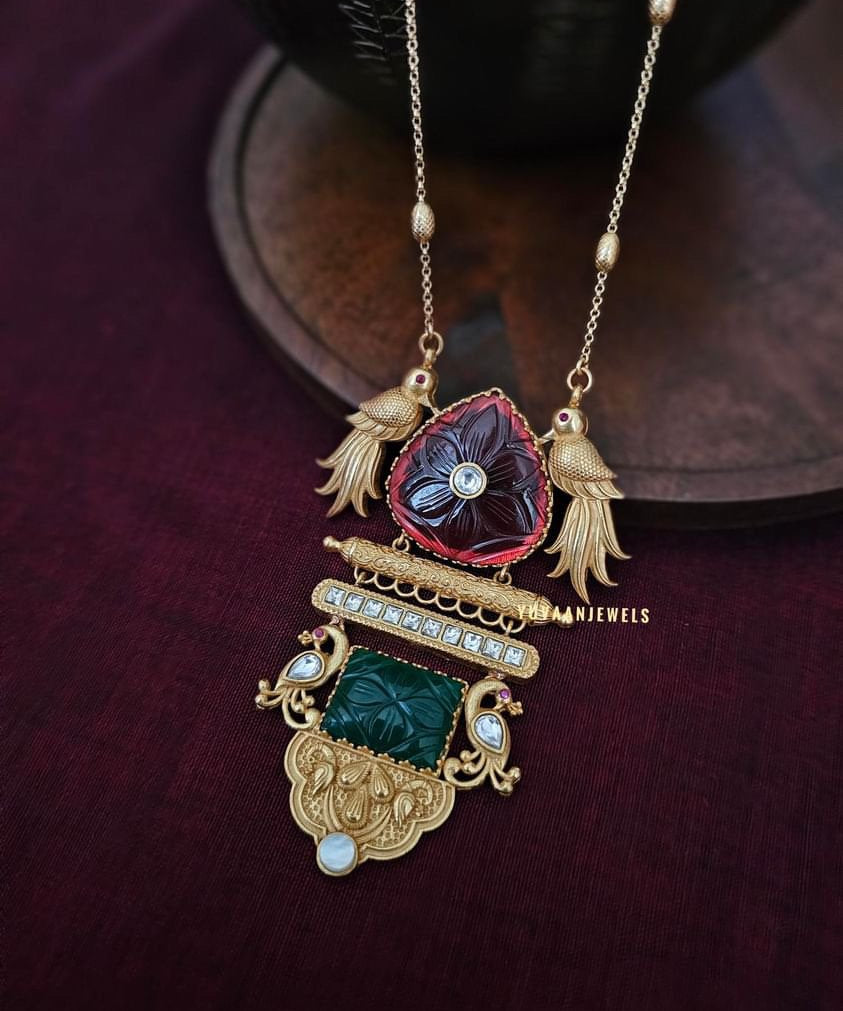 Meera handcrafted necklace
