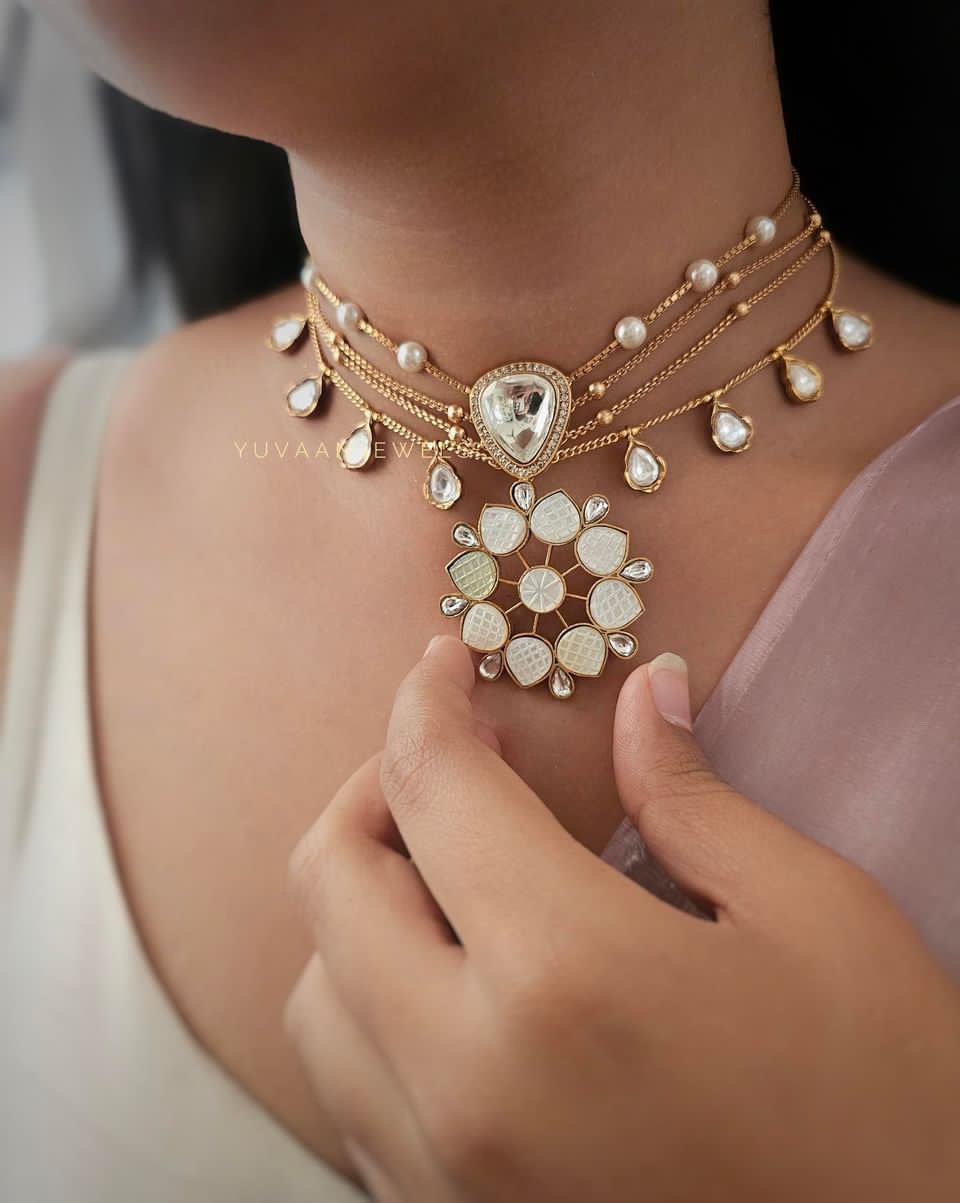 Akruti Polki & stone Necklace