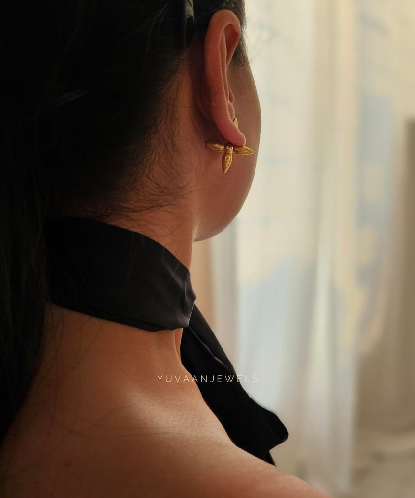 Elsa Gold Earings