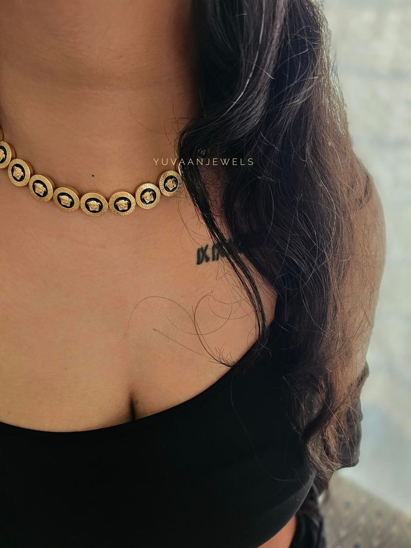 Koreìl  Necklace