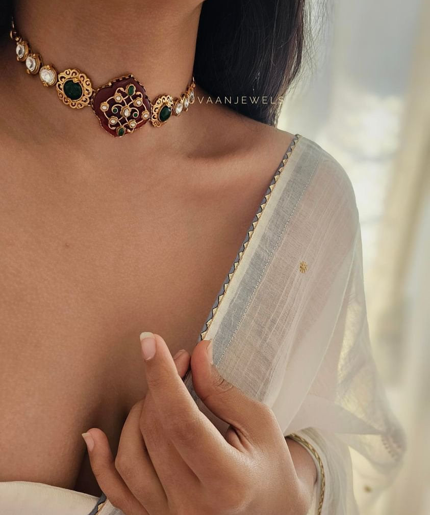 Surkh Gold Choker