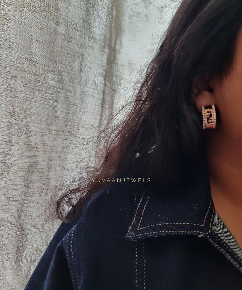 Amy gold hoop earrings