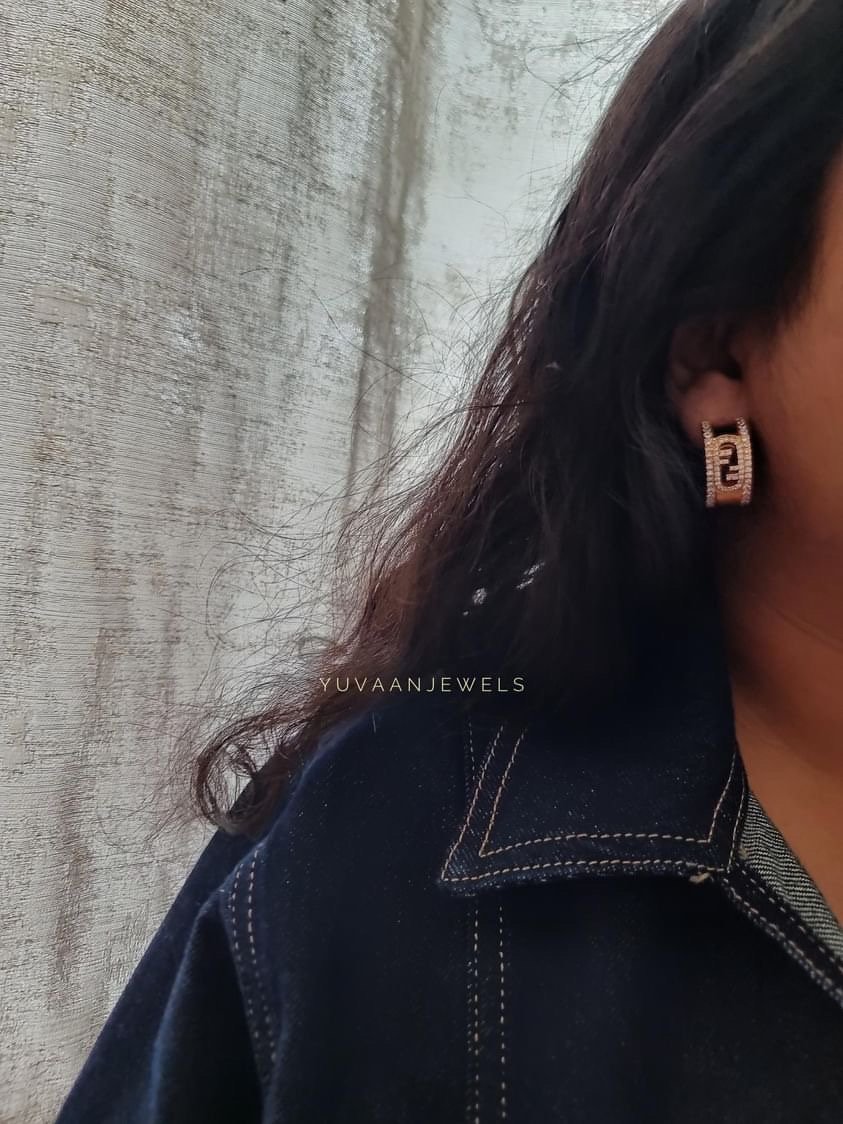 Amy gold hoop earrings