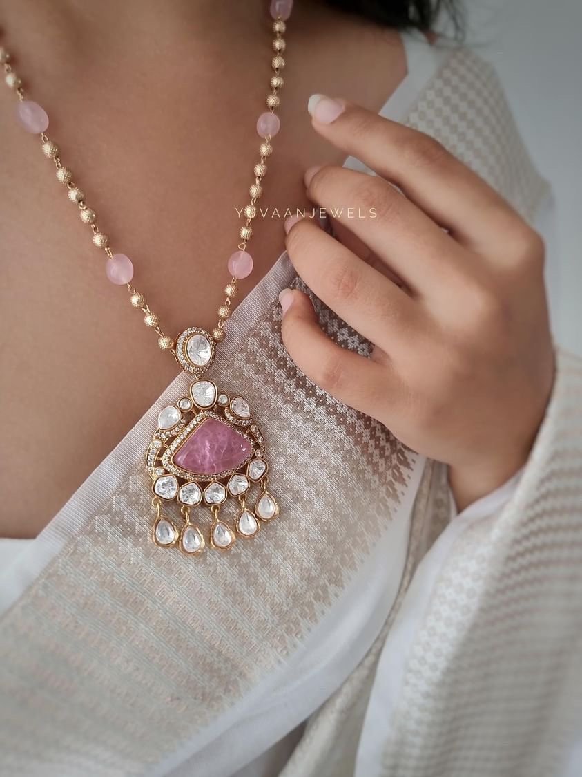 Ishaani Quartz Necklace