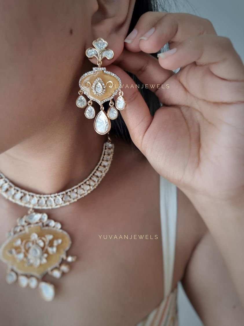 Radha Quartz Necklace