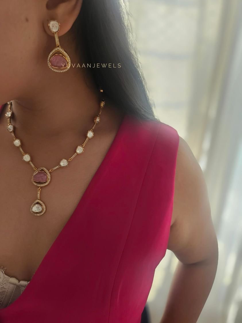 Ojas Quartz Necklace