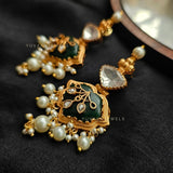 Amreeta Handcrafted Necklace