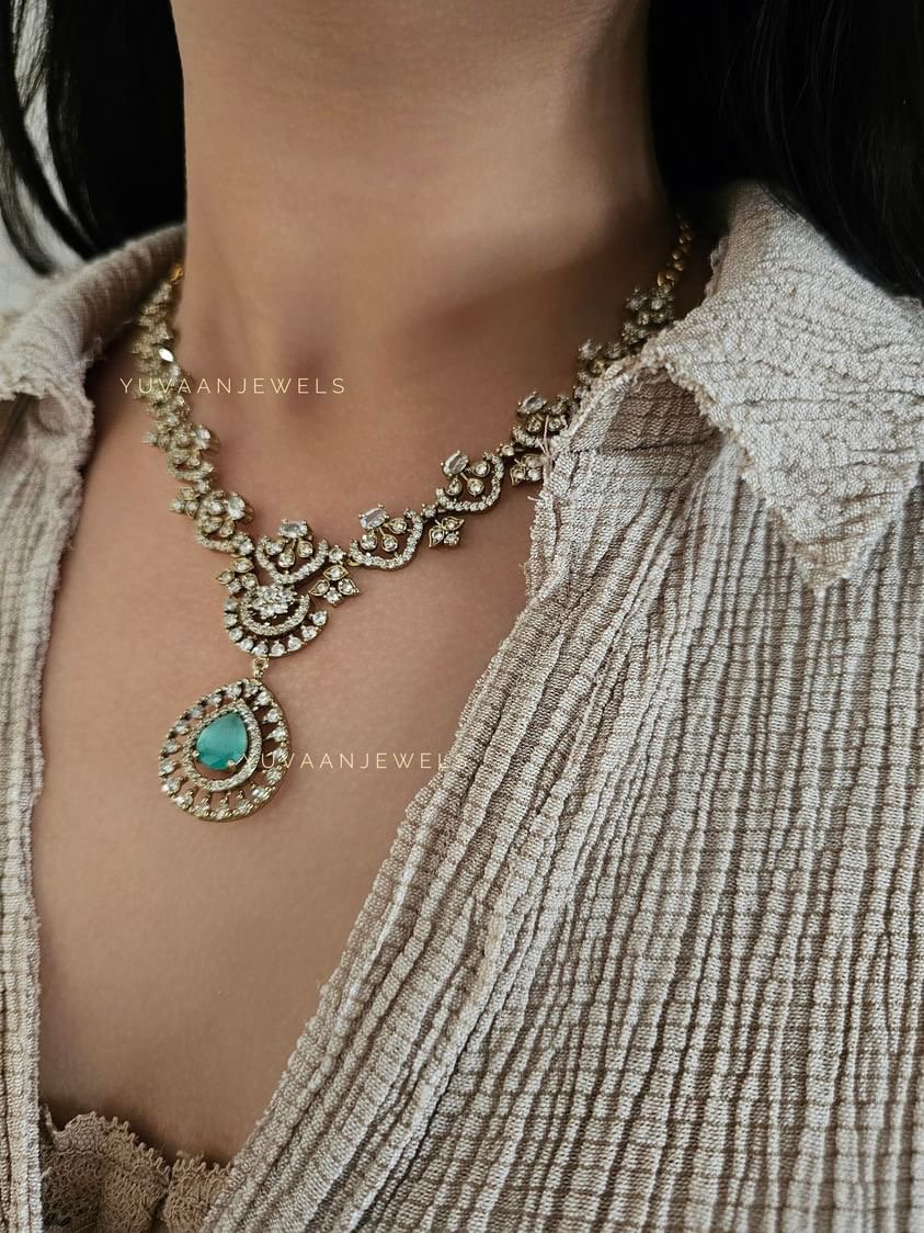 Nurvi Polki Necklace