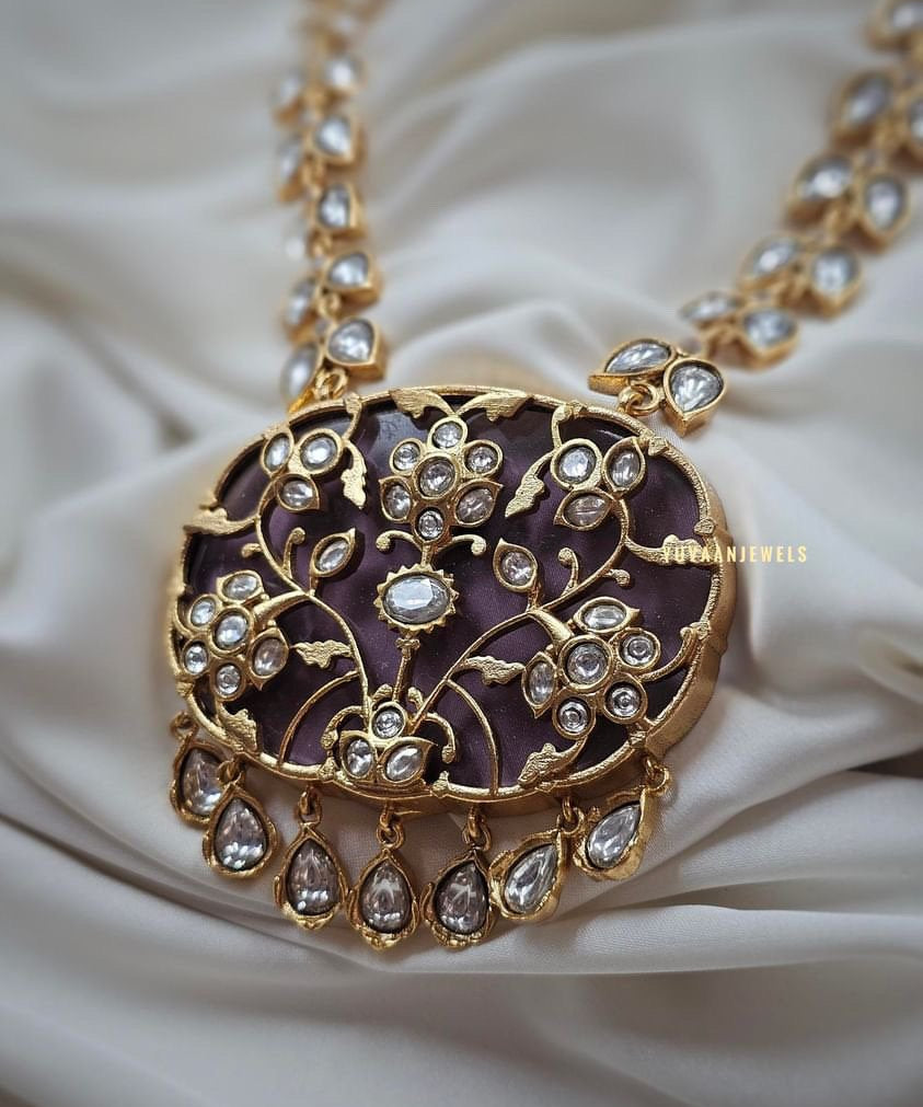 Lafz Quartz necklace