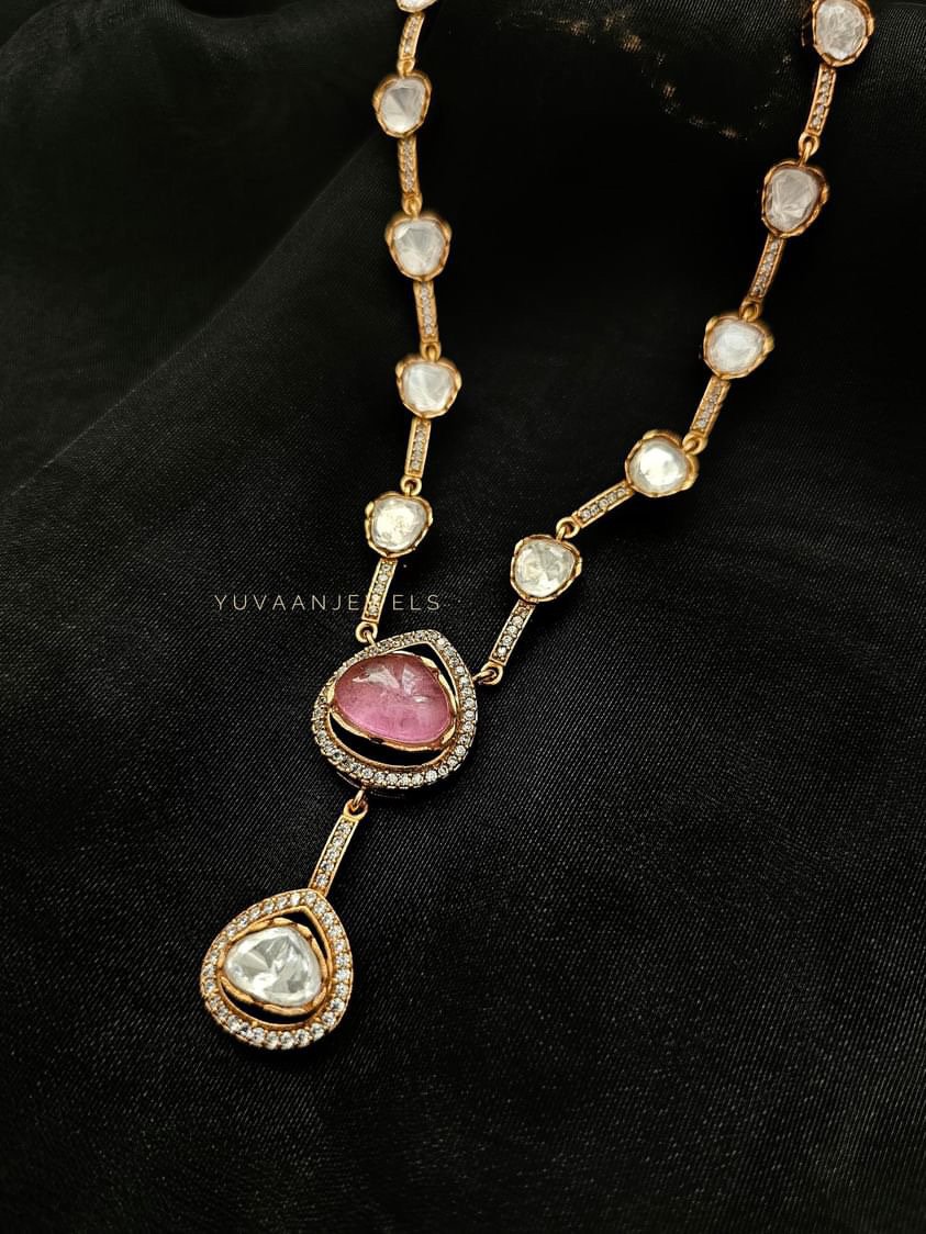 Ojas Quartz Necklace