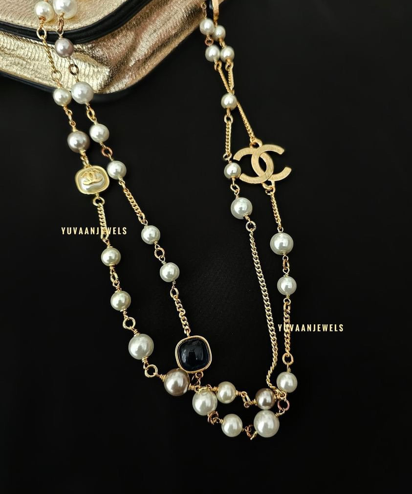 Ivy pearl Necklace