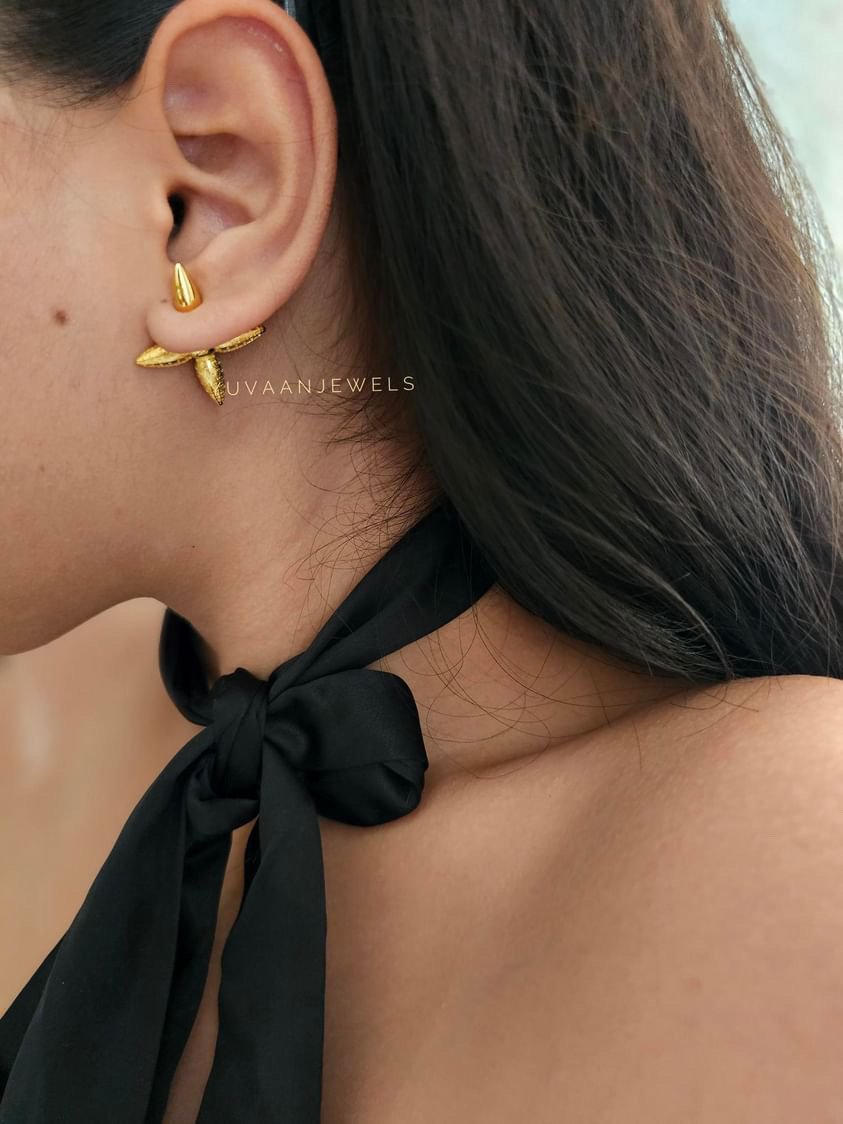 Elsa Gold Earings