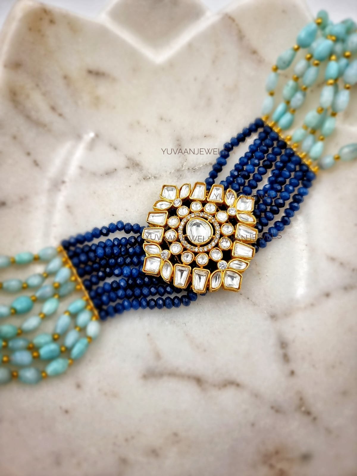 Raang Choker