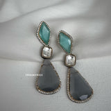 Aaru antique Quartz earrings