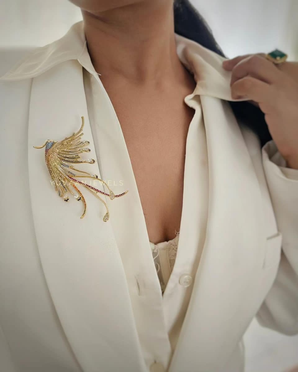 Majestic wings zirconia pin