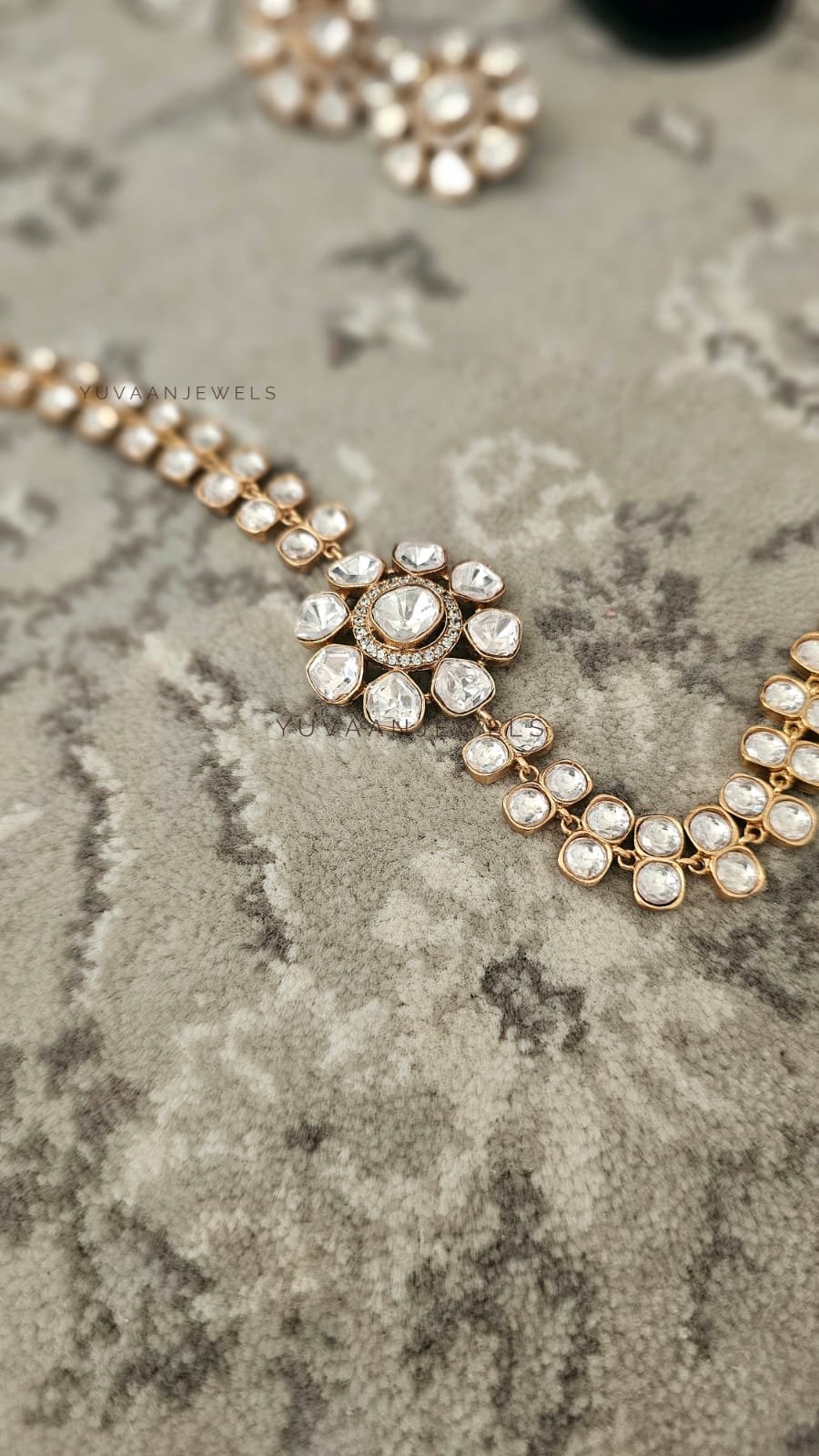 Lana Polki Choker
