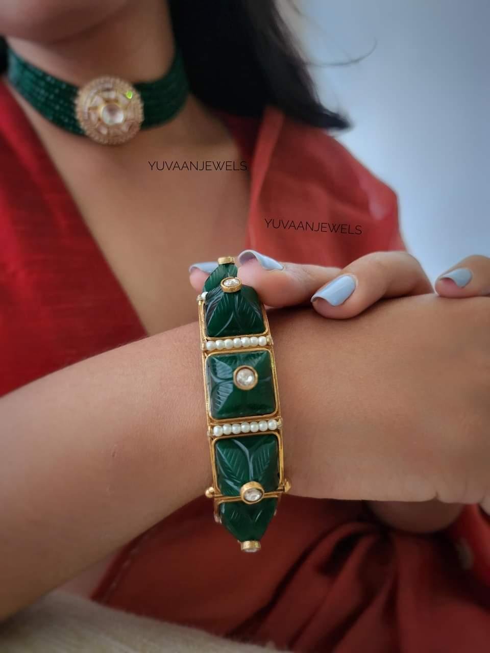 Malvi kada bangle