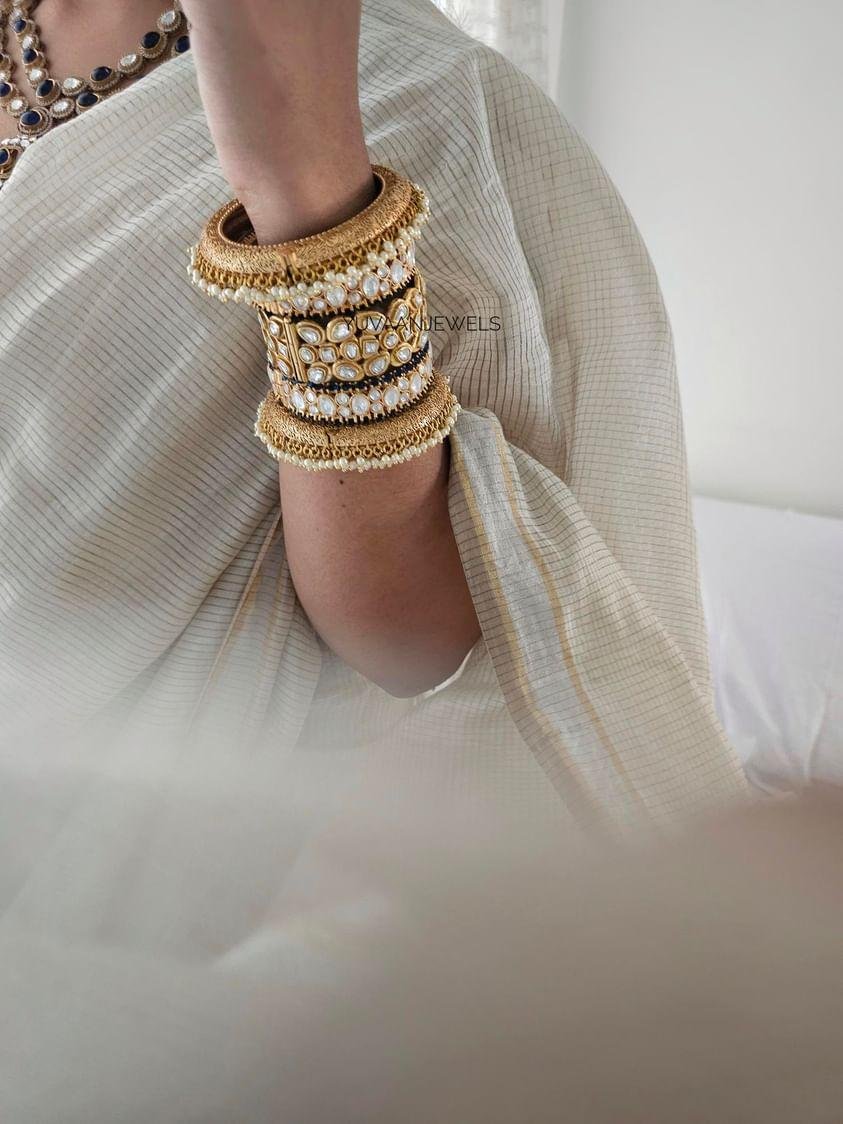 Mridula handcrafted bangle