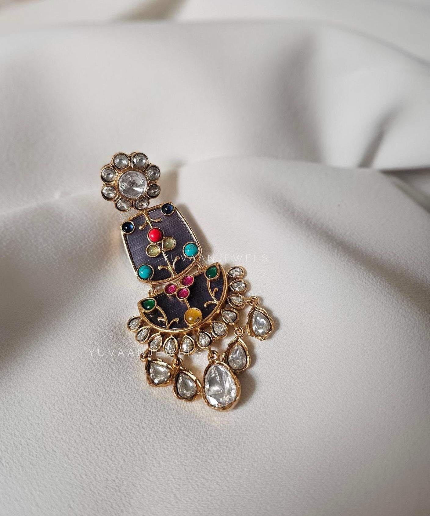 Sarangi quartz earrings