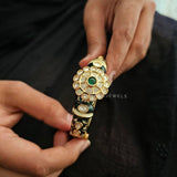 Yura Openable Bangle