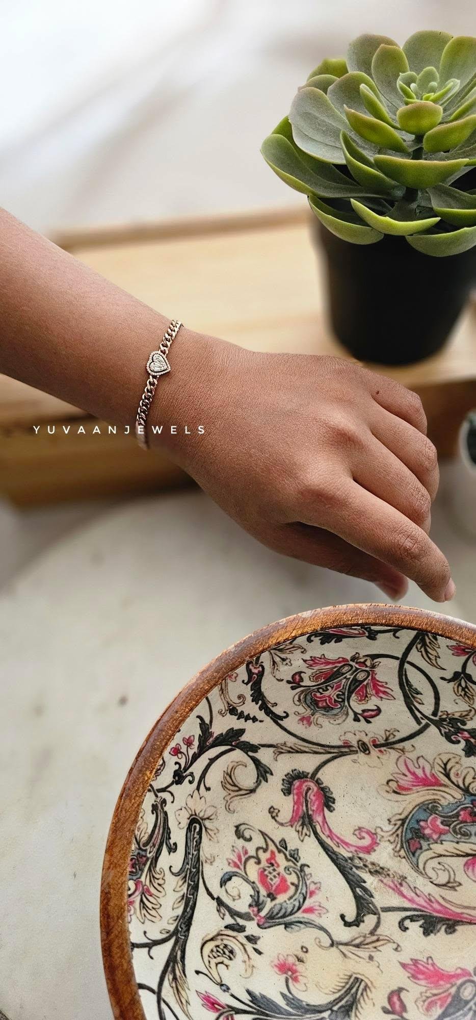 HEART SOLITAIRE BRACELET