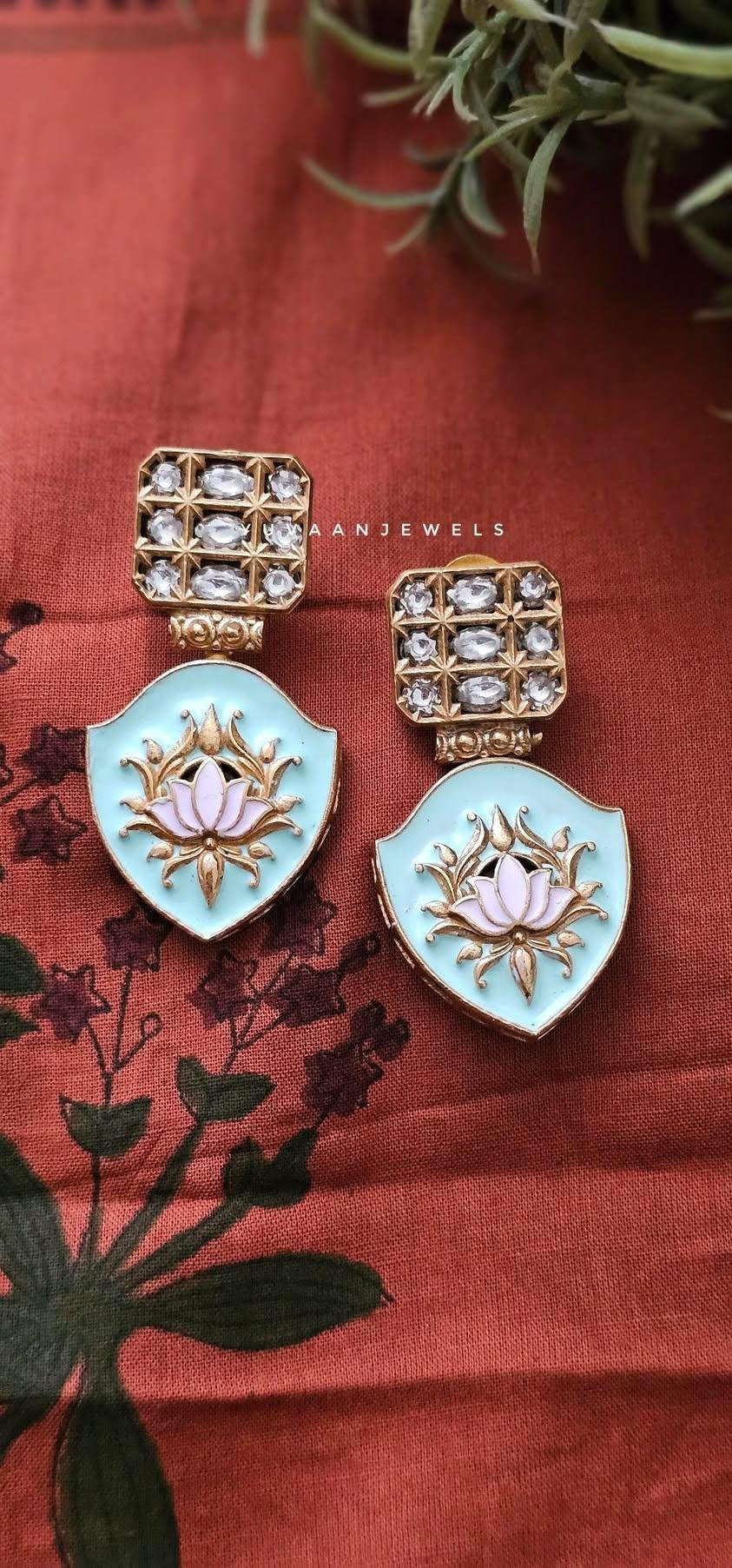 Farah handcrafted earring