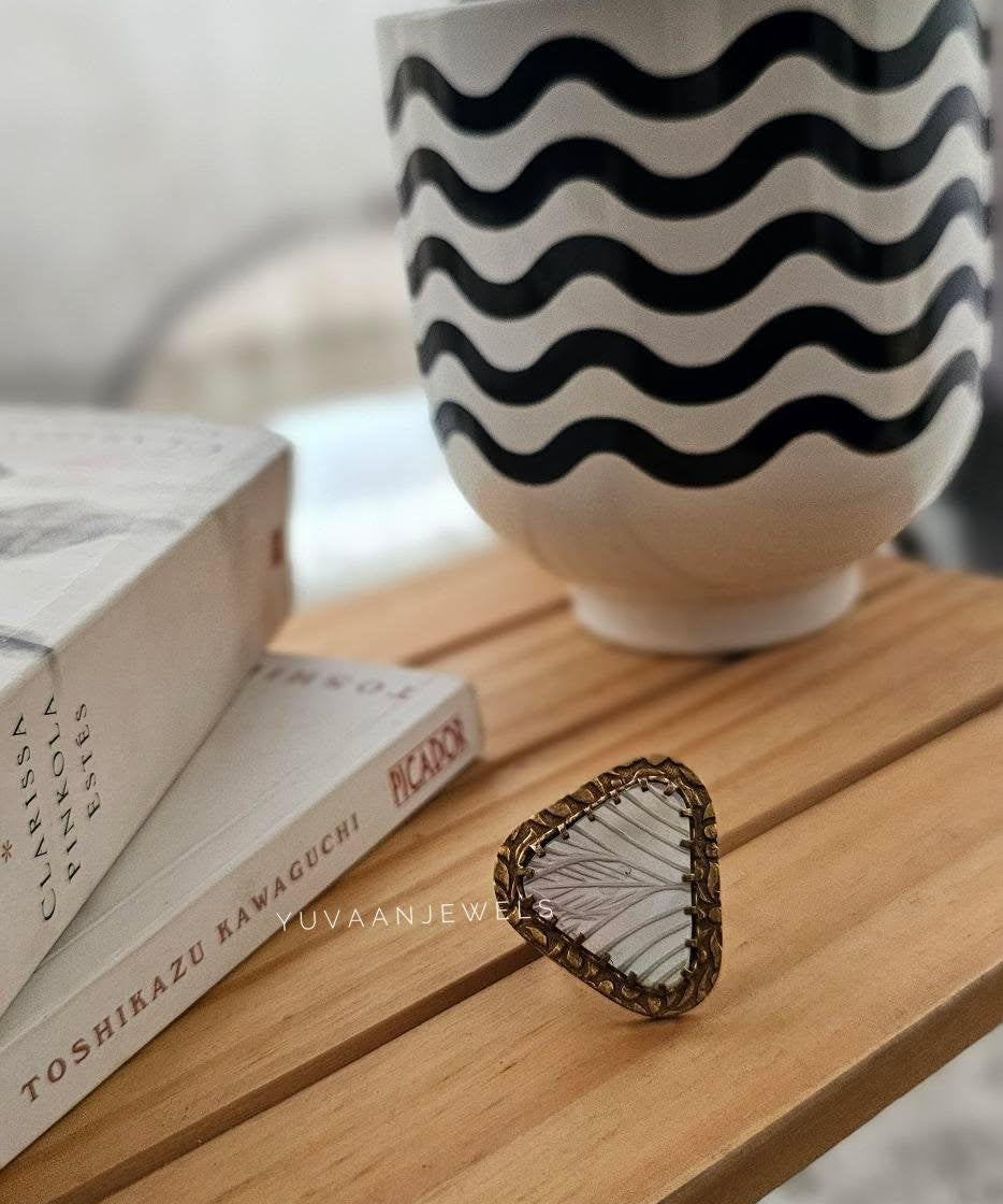Raya handcrafted ring (tri)