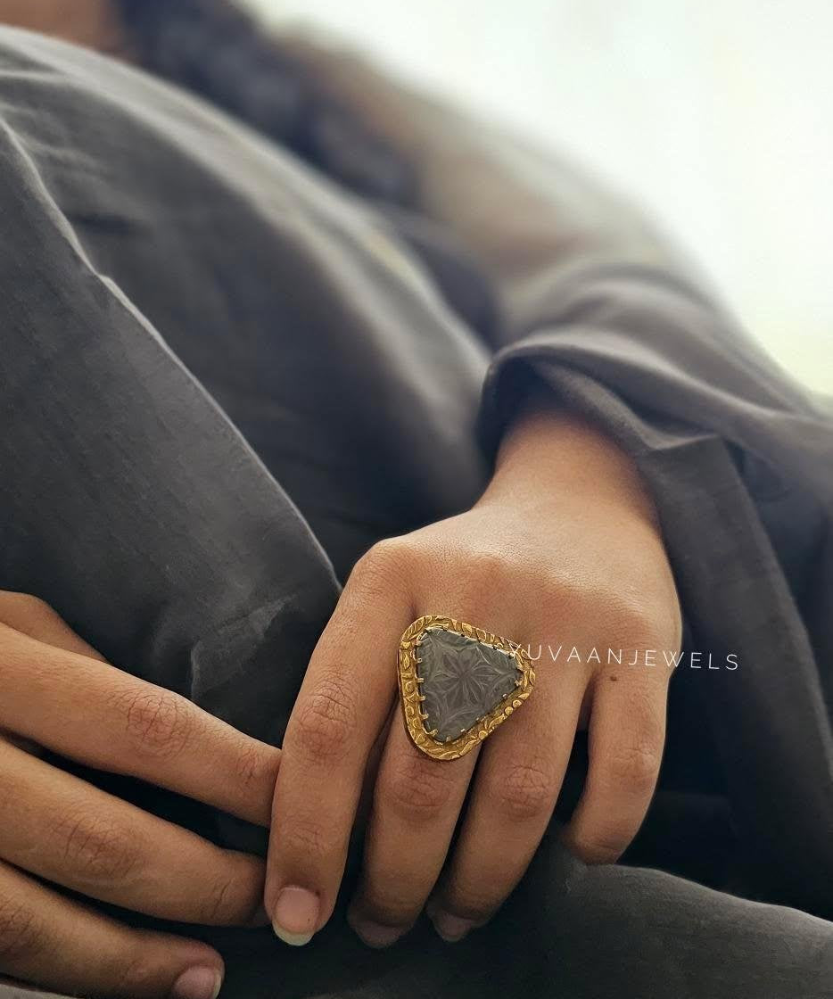 Raya handcrafted ring (tri)