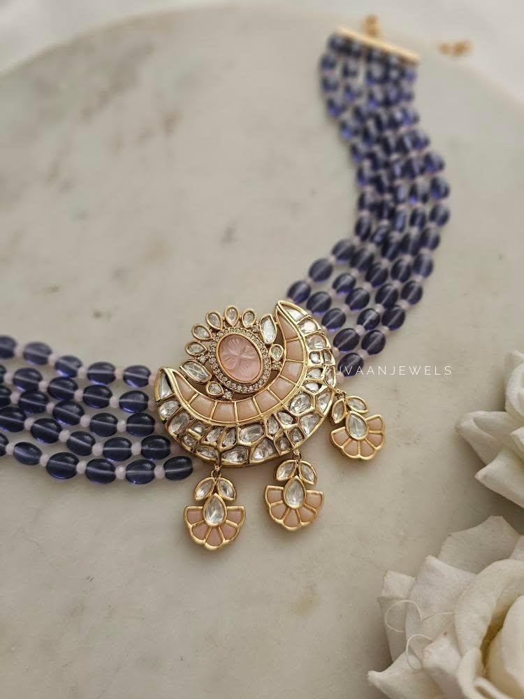 Benaras handcrafted choker