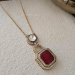 Sahil quartz necklace