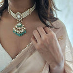 Saaz pearl and polki choker