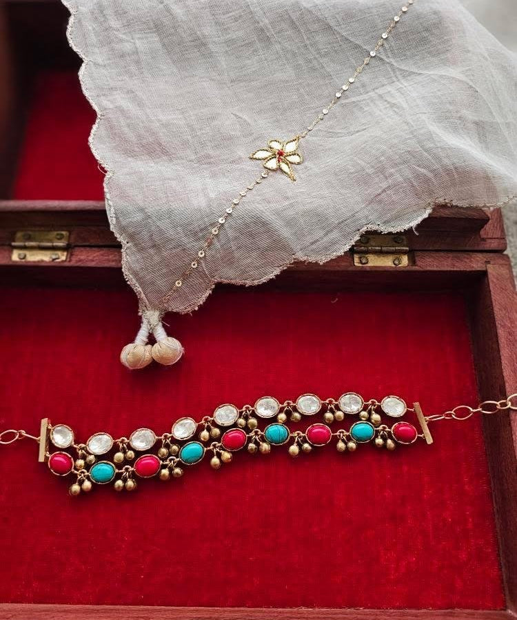 Vincent handcrafted choker