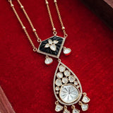 Heeth delicate long necklace