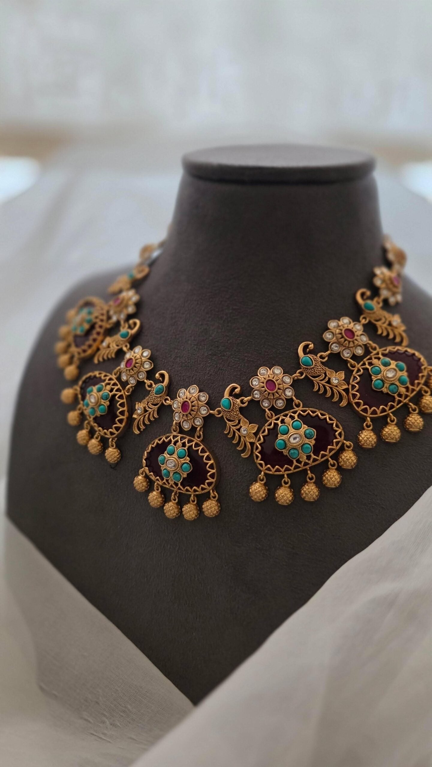 Meenlata handcrafted quartz and polki necklace