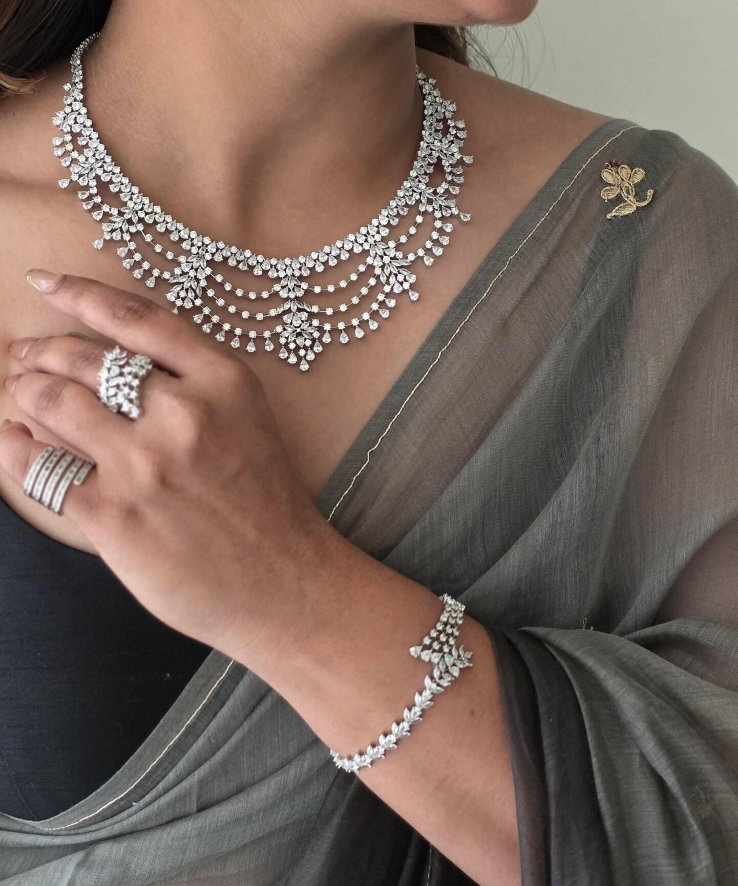 Isabella statement necklace