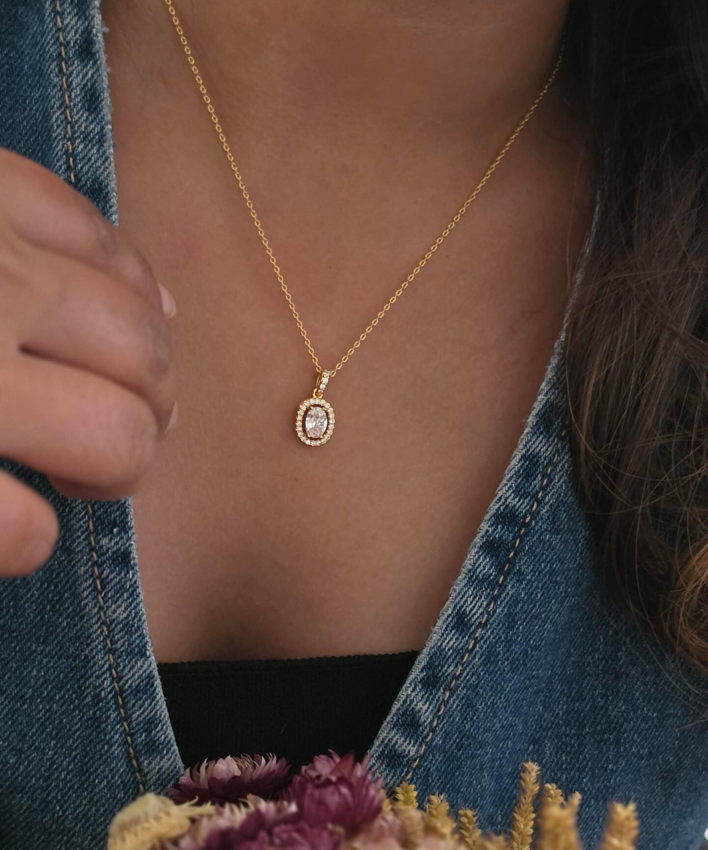 Fawn Solitaire Pendant