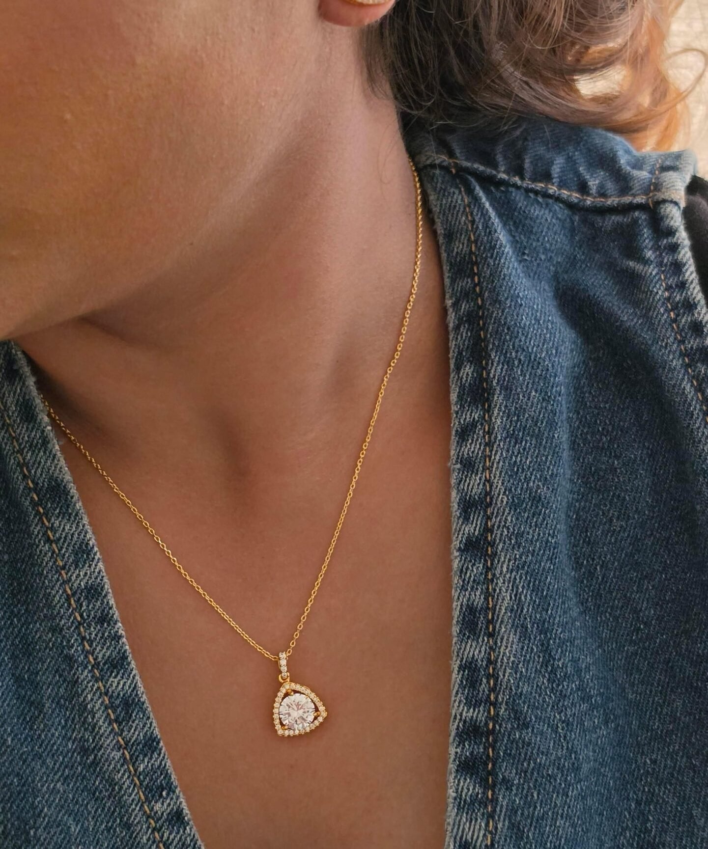 Kira Solitaire Pendant