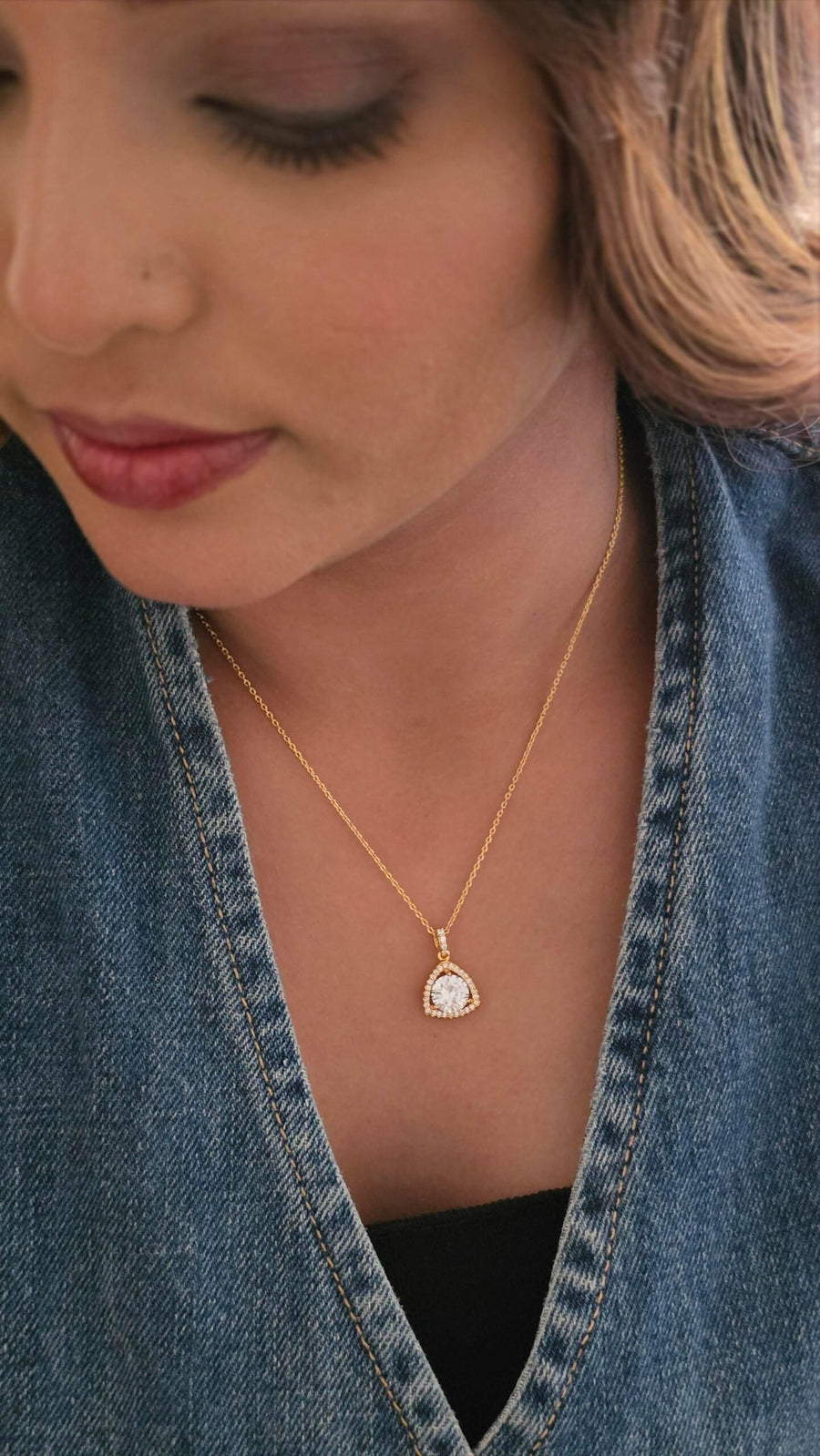 Kira Solitaire Pendant