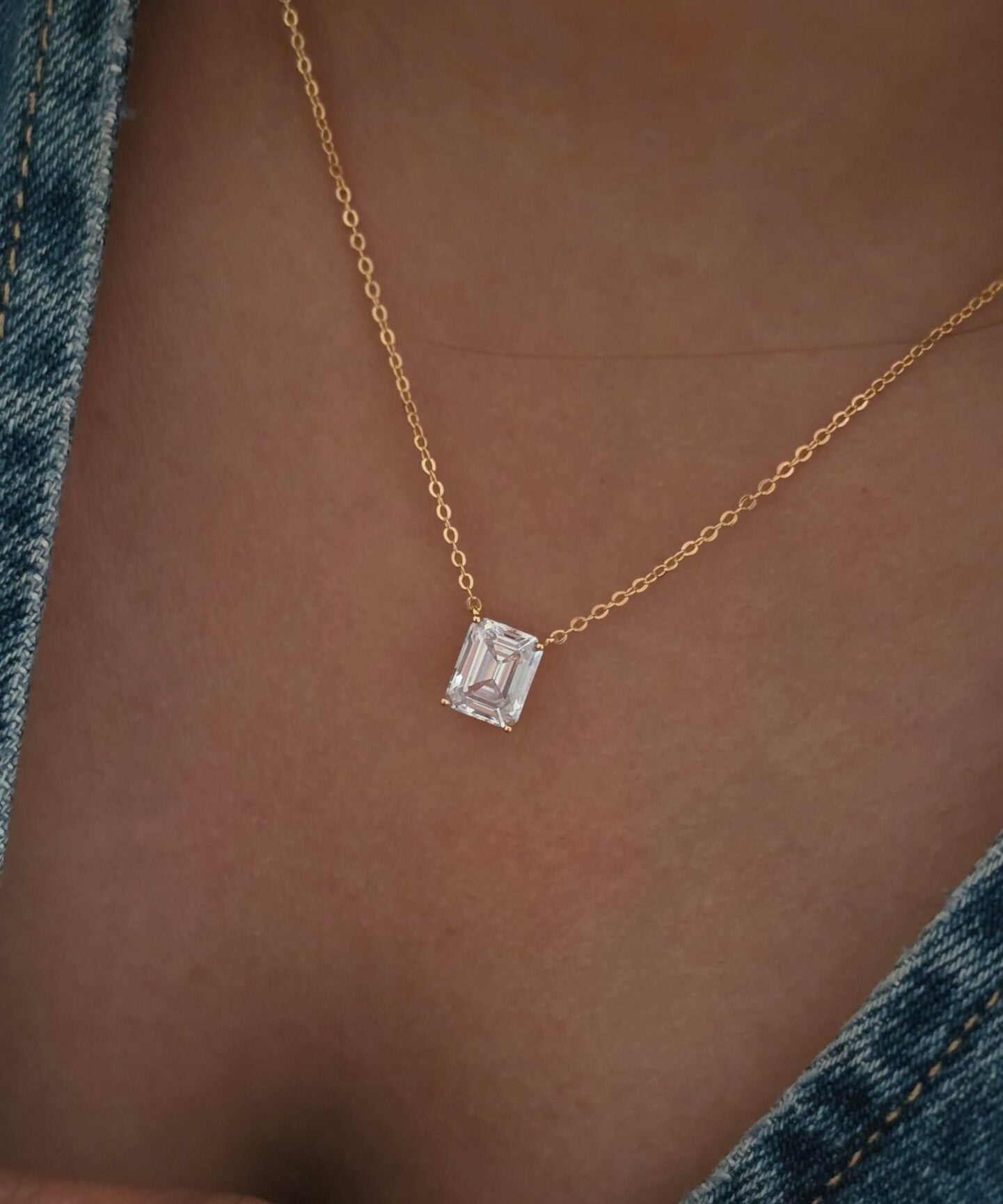 Esme Solitaire Pendant