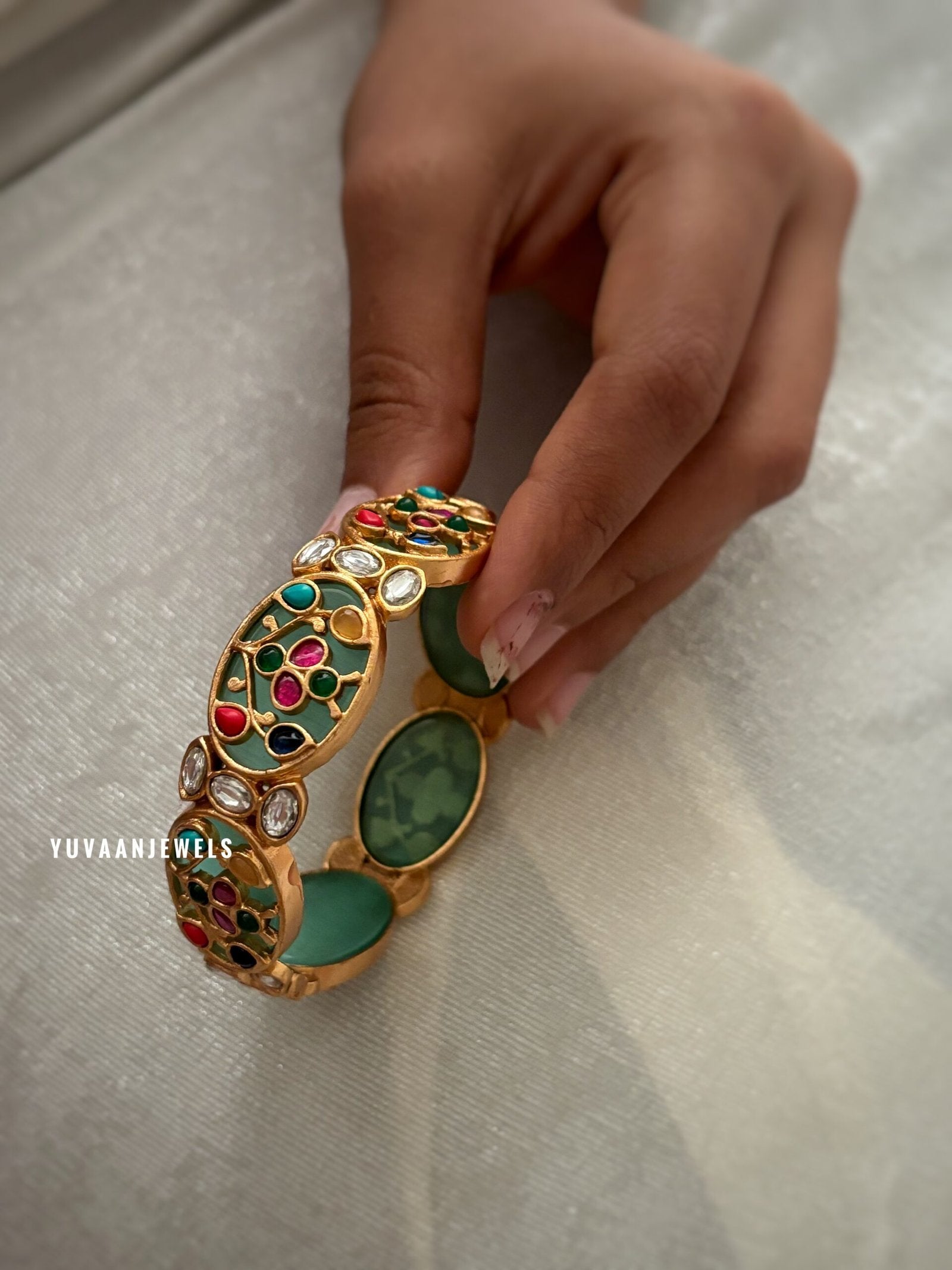 Sagar openable bangle