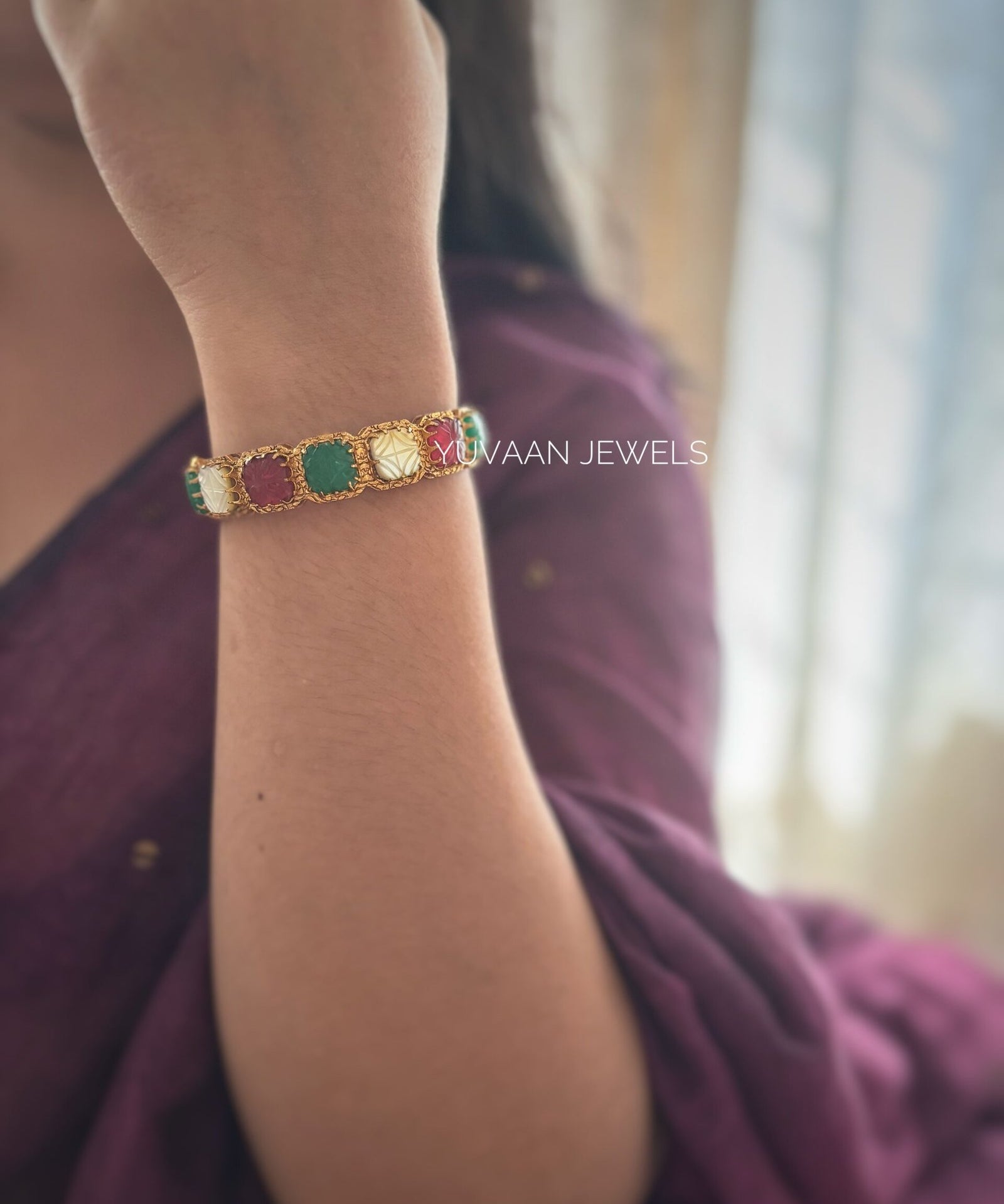 Zahira openable bangle